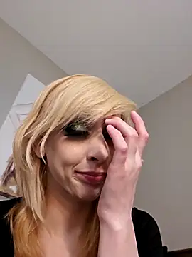 AmethystFoxx online show from 14, 3, 2025