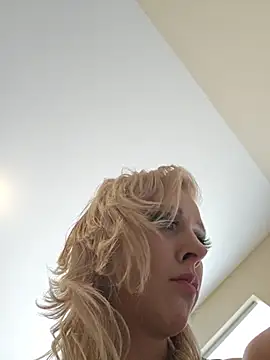 AmethystFoxx online show from 3, 8, 2026
