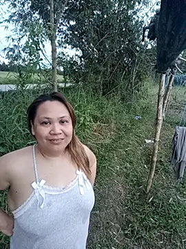 Snapshot of Sweet_asian_kylie chatting on 28, 10, 2025 Sweet asian kylie online show from 28, 10, 2025