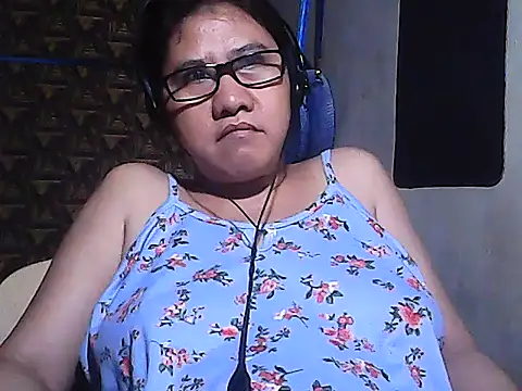 sweetsosie18 online show from 16, 2, 2026