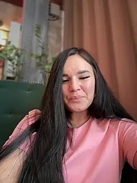 Snapshot of Niki_li chatting on 6, 3, 2025 Niki li online show from 6, 3, 2025