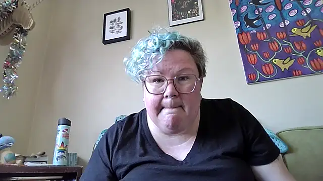 Snapshot of PotOfGreer chatting on 17, 4, 2026 PotOfGreer online show from 17, 4, 2026