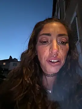 amanilouve online show from 2, 3, 2026