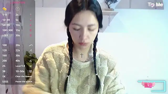 Snapshot of MadisonCambel chatting on 4, 12, 2024 MadisonCambel online show from 4, 12, 2024