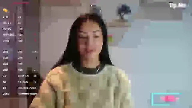 Snapshot of MadisonCambel chatting on 5, 12, 2024 MadisonCambel online show from 5, 12, 2024