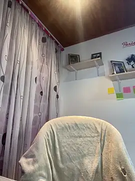 Snapshot of MadisonCambel chatting on 14, 2, 2025 MadisonCambel online show from 14, 2, 2025