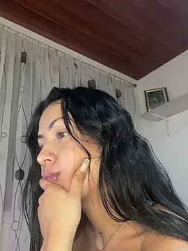 Snapshot of MadisonCambel chatting on 4, 3, 2025 MadisonCambel online show from 4, 3, 2025