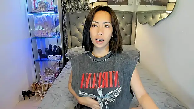 reighnempress online show from 3, 12, 2025