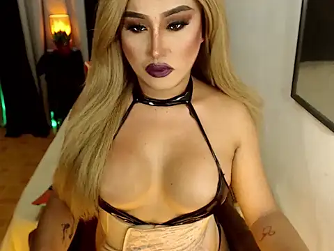 Snapshot of MISTRESS_OF_EVILCUMxx chatting on 28, 1, 2025 MISTRESS OF EVILCUMxx online show from 28, 1, 2025