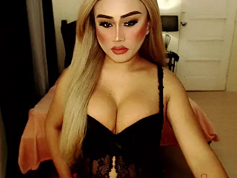 Snapshot of MISTRESS_OF_EVILCUMxx chatting on 17, 3, 2025 MISTRESS OF EVILCUMxx online show from 17, 3, 2025