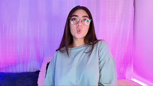 Samii Evans online show from 6, 2, 2025