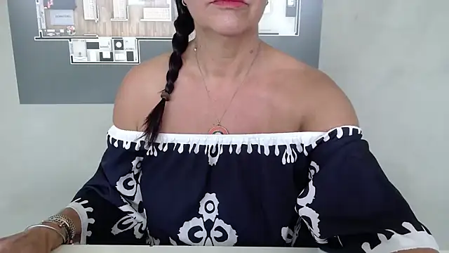 Linda1975 online show from 30, 7, 2026