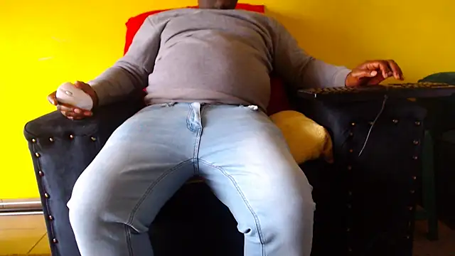 Snapshot of zuluboyxx chatting on 15, 2, 2026 zuluboyxx online show from 15, 2, 2026