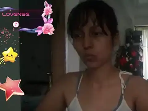 Snapshot of Moon_lunita chatting on 2, 12, 2024 Moon lunita online show from 2, 12, 2024