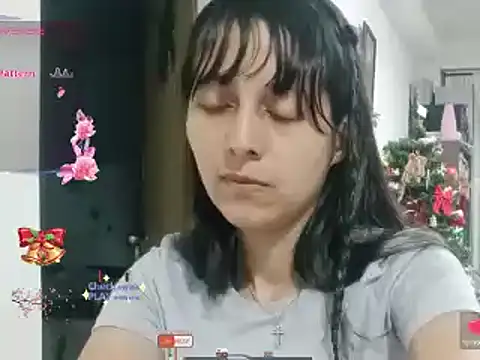 Snapshot of Moon_lunita chatting on 4, 1, 2025 Moon lunita online show from 4, 1, 2025