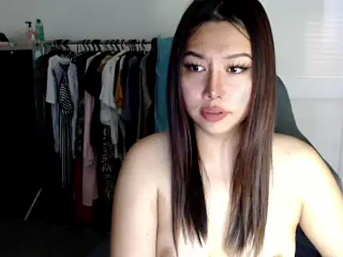 urqueendominant online show from 5, 3, 2025