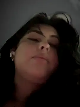 Alyaa s online show from 9, 11, 2025