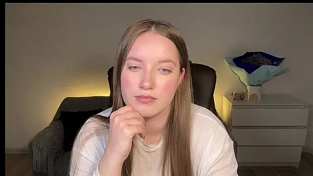 EvaMaddison online show from 25, 3, 2026