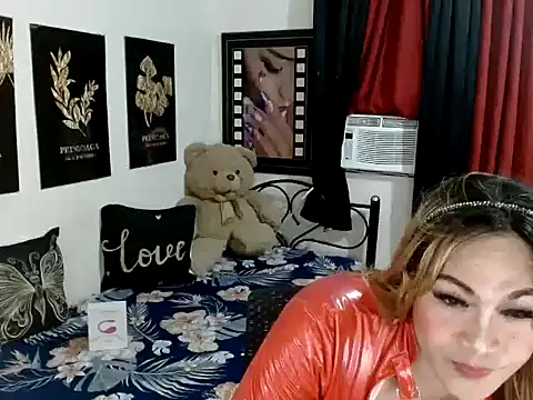 UrhotGoddess online show from 5, 8, 2026