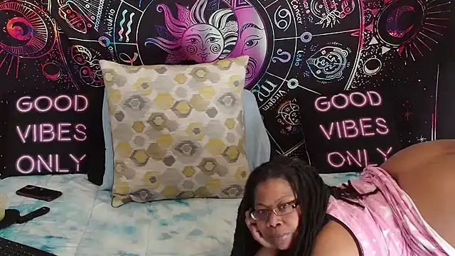 RenaeCumsAlot online show from 14, 1, 2025