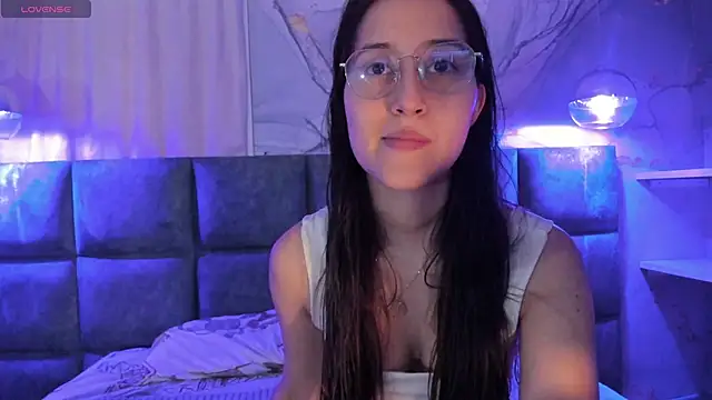 Abby Sweet1  online show from 15, 4, 2026