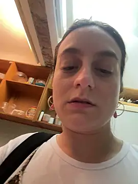 Snapshot of indierotic chatting on 15, 12, 2024 indierotic online show from 15, 12, 2024