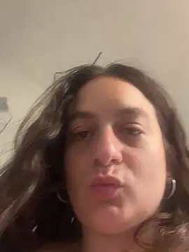 Snapshot of indierotic chatting on 27, 1, 2025 indierotic online show from 27, 1, 2025