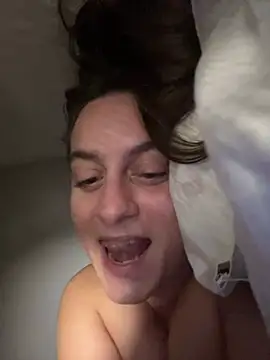 Snapshot of indierotic chatting on 2, 3, 2025 indierotic online show from 2, 3, 2025