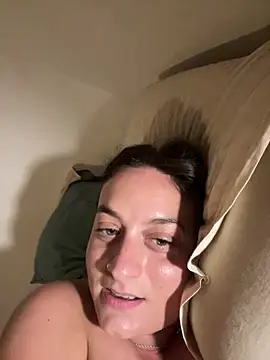 Snapshot of indierotic chatting on 2, 2, 2026 indierotic online show from 2, 2, 2026