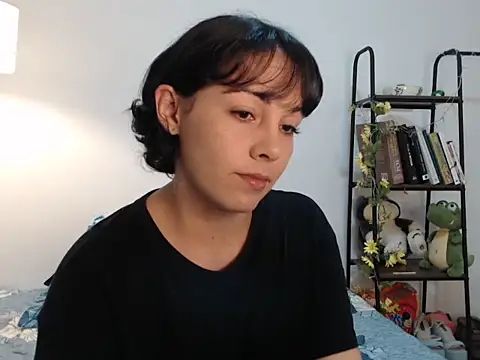 camii 7 online show from 24, 2, 2025