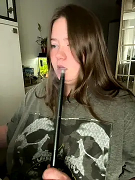 Snapshot of remirann_ chatting on 6, 12, 2024 remirann  online show from 6, 12, 2024