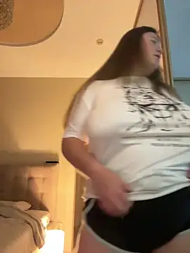 Snapshot of remirann_ chatting on 24, 12, 2024 remirann  online show from 24, 12, 2024