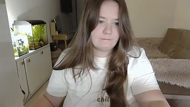 Snapshot of remirann_ chatting on 25, 2, 2025 remirann  online show from 25, 2, 2025