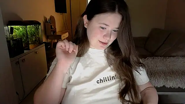 Snapshot of remirann_ chatting on 2, 3, 2025 remirann  online show from 2, 3, 2025