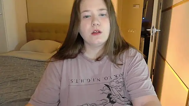 Snapshot of remirann_ chatting on 15, 3, 2025 remirann  online show from 15, 3, 2025