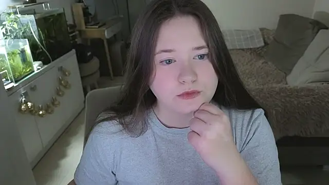 remirann  online show from 10, 3, 2026