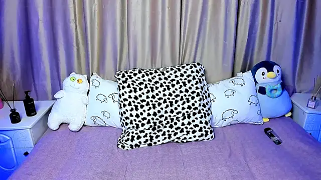 LilyStarlight online show from 19, 2, 2025