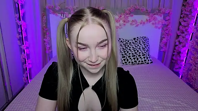 LilyStarlight online show from 6, 4, 2026