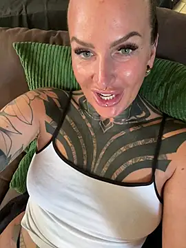InkedBiitch online show from 27, 5, 2026
