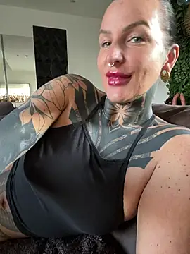 InkedBiitch online show from 3, 6, 2026