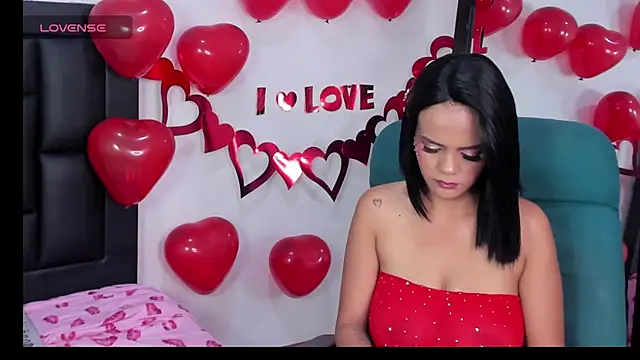 MaiaPetitte  online show from 15, 2, 2026