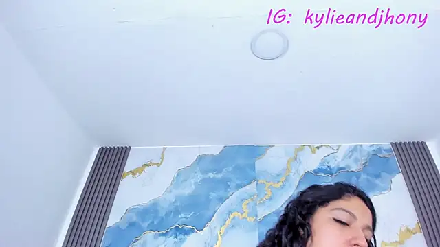 Kylieandjhonny online show from 2, 10, 2025