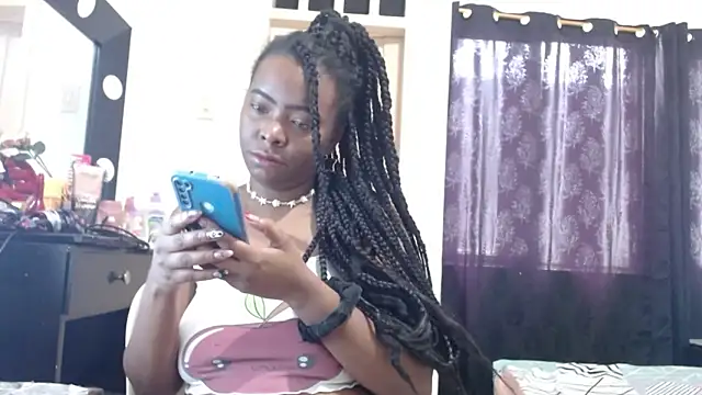 Snapshot of hot_and_naughty_latin chatting on 28, 10, 2025 hot and naughty latin online show from 28, 10, 2025