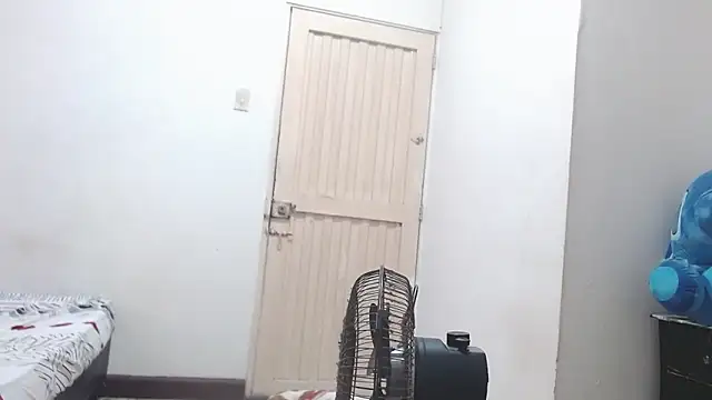 Snapshot of hot_and_naughty_latin chatting on 21, 3, 2026 hot and naughty latin online show from 21, 3, 2026