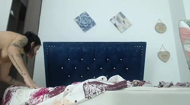 Snapshot of QueenSquirt_ chatting on 3, 1, 2025 QueenSquirt online show from 3, 1, 2025