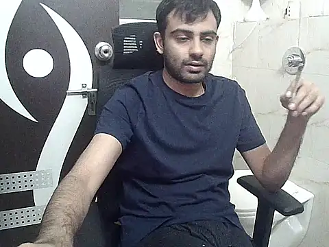 Snapshot of king_kong_india1 chatting on 13, 1, 2026 king kong india1 online show from 13, 1, 2026