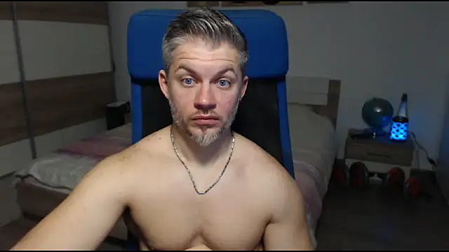 RobbyShawz online show from 24, 2, 2025