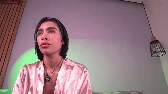 mia-reeves online show from 7, 5, 2026