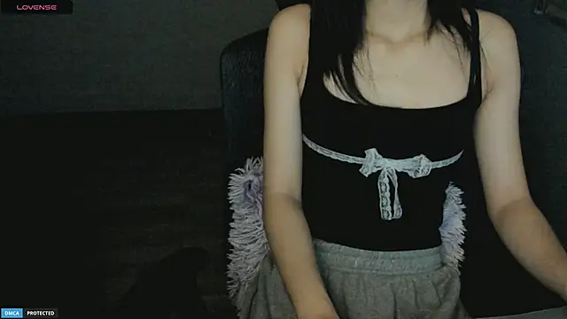 Ayase momo online show from 9, 3, 2025