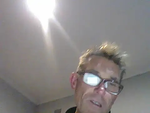 Snapshot of xykenrah@xh chatting on 13, 12, 2024 xykenrahxh online show from 13, 12, 2024